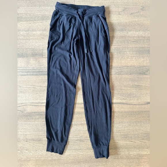 Lululemon Ready to Rulu Jogger Pants-Size 4-Black - Picture 6 of 13